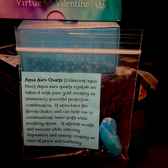Aqua aura, quartz, crystal carry it everywhere with you! - Picture 1 of 4